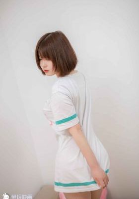 欧美裸妇人图片_高清视频大全