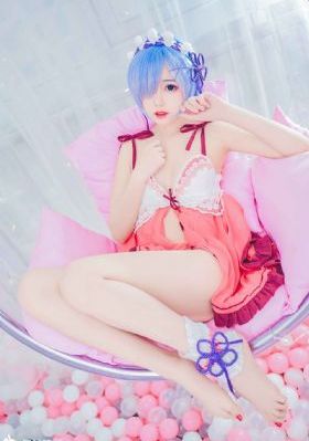欧美裸摔nwwl在线videos_720完整视频观看