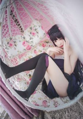欧美女装春秋_720在线观看完整版