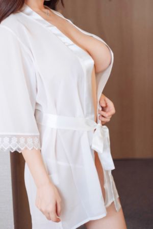 欧美黑人干白妞系列av_1080超清在线观看