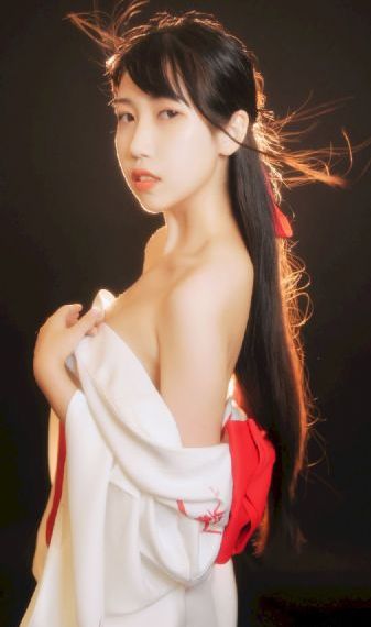 欧美无毒不卡播放_4K神马影院在线