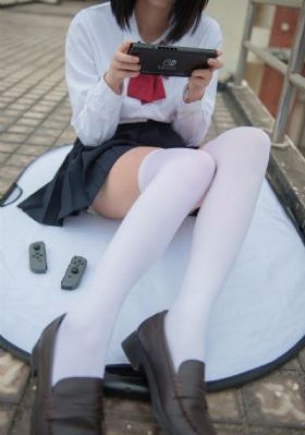 91嫩草视频网站_十万网红美女美酱